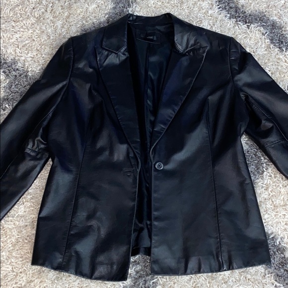 Trendy cute leather blazer - Picture 6 of 7